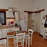La Casetta Di Apollo Apartmán *