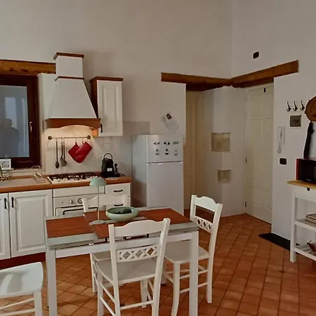 La Casetta Di Apollo Apartamento *